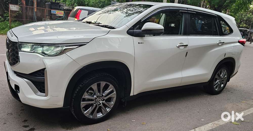 Toyota Innova Hycross 2.0 Zx (o) Hybrid 7 Str, 2026, Diesel