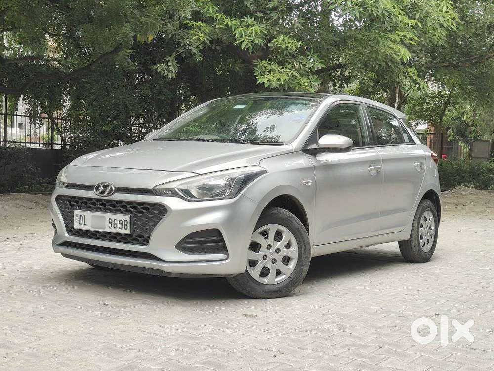 Hyundai Elite I20 1.2magna Executive At, 2018, Petrol
