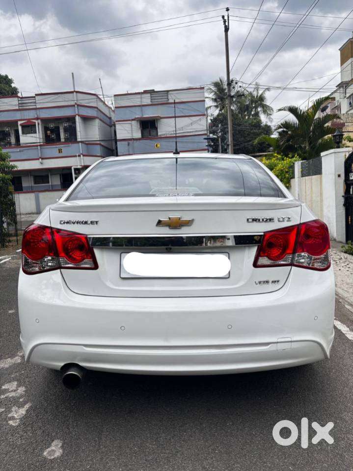 Chevrolet Cruze Ltz At, 2017, Petrol