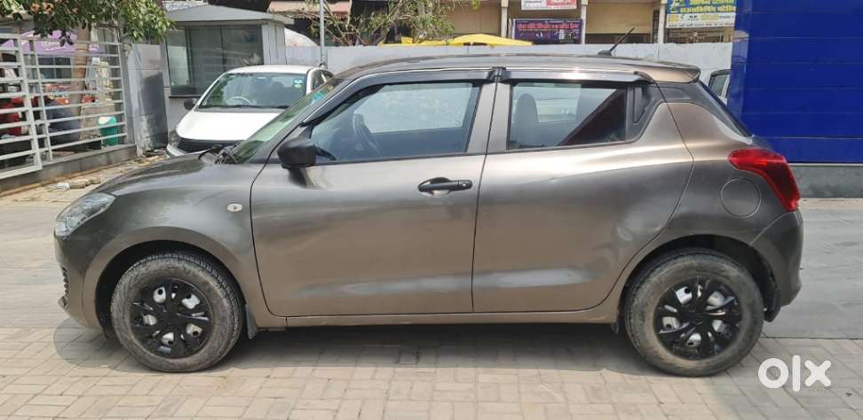 Maruti Suzuki Swift, 2022, Petrol
