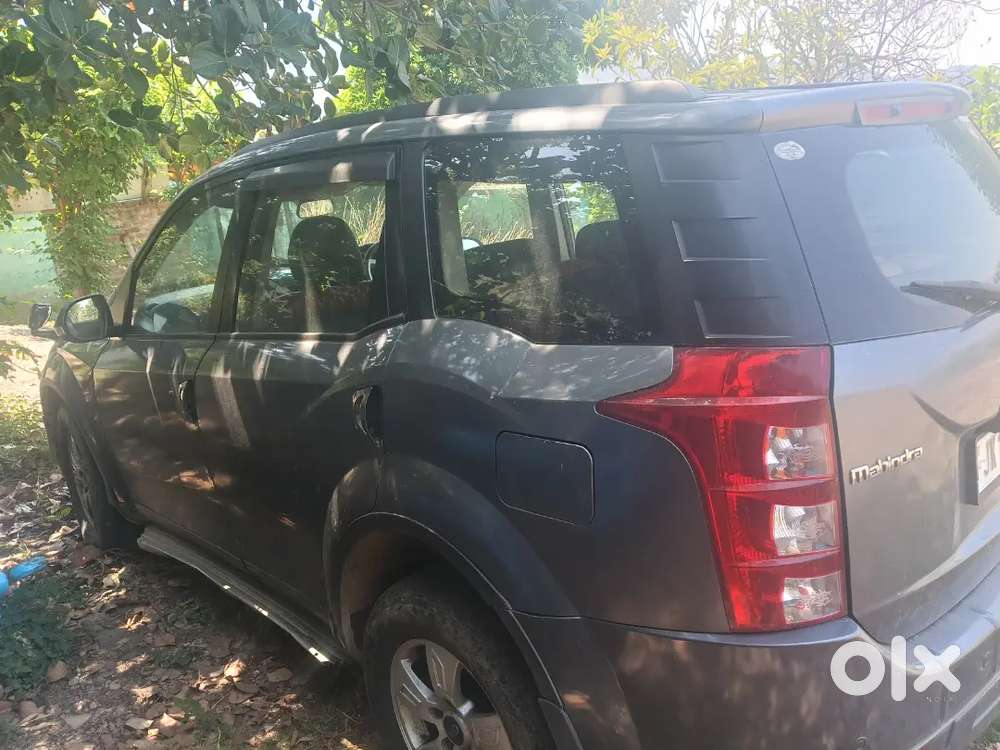Mahindra Xuv500 2015