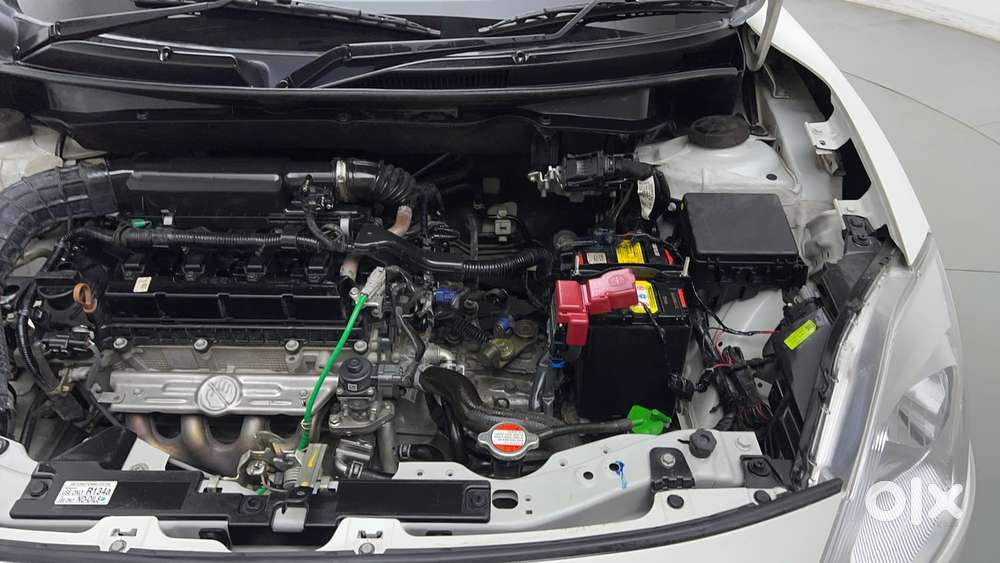 Maruti Suzuki Swift 1.3 Lxi, 2023, Petrol
