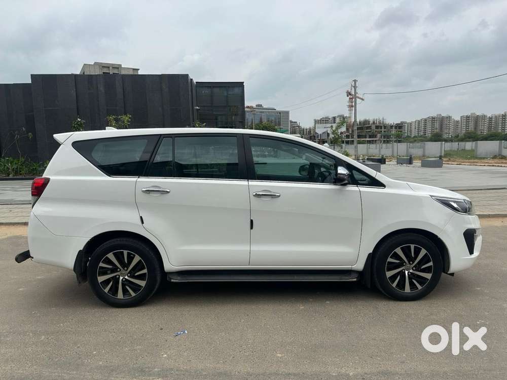Toyota Innova Crysta Zx 2.4 Diesel 7 Seater, 2022, Diesel