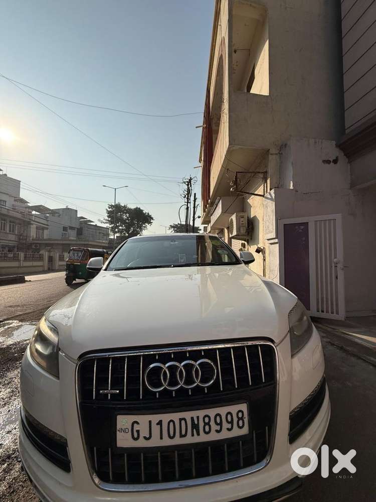 Audi Q7 2013 Diesel 66000 Km Driven