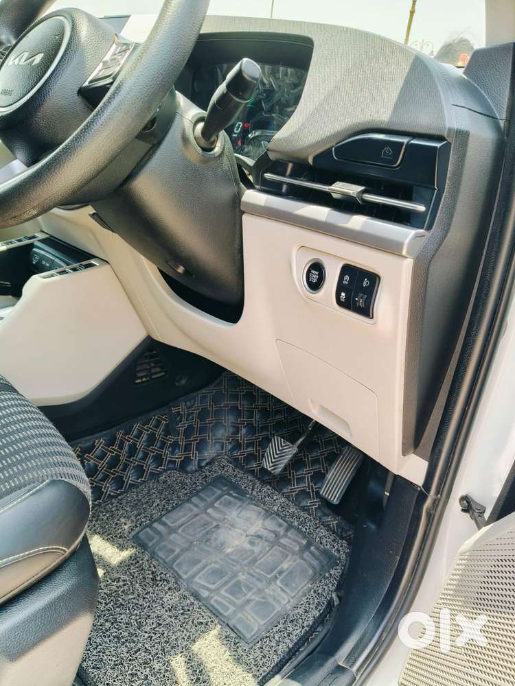 Kia Carens 1.5 Prestige Plus 7 Str Imt, 2023, Diesel