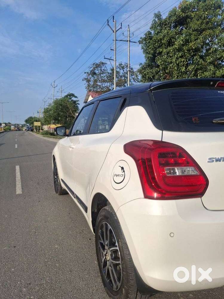 Maruti Suzuki Swift Zxi Plus Dual Tone, 2024, Petrol