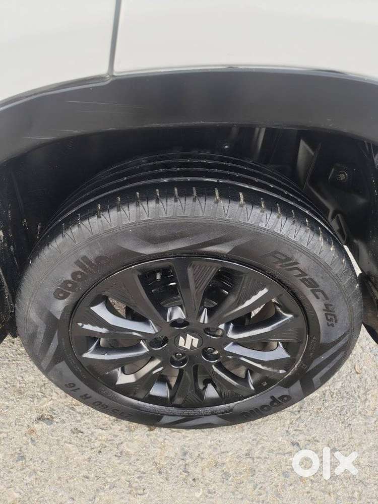 Maruti Suzuki Brezza 1.5 Zxi Plus At Smart Hybrid, 2021, Petrol