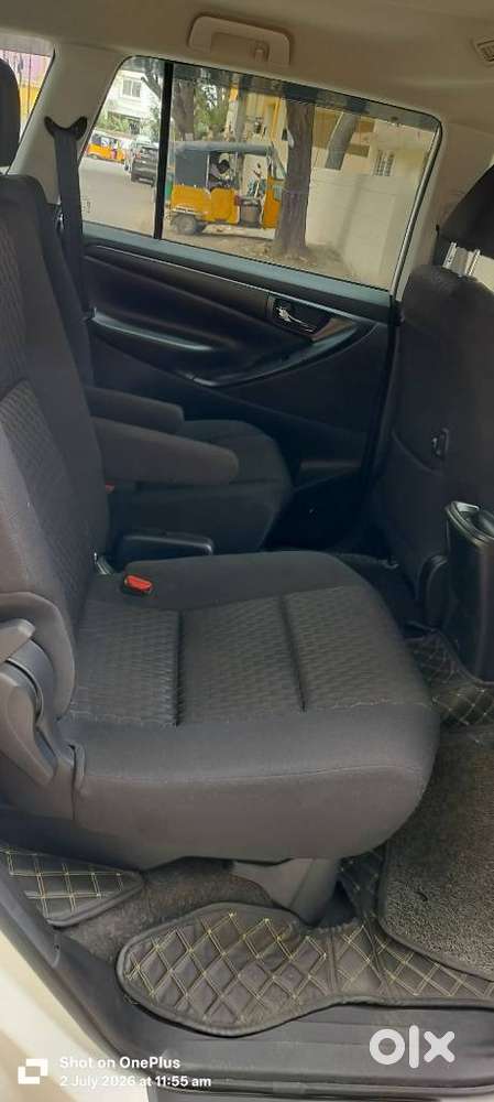 Toyota Innova Crysta 2.4 G Mt 7 Str, 2022, Diesel