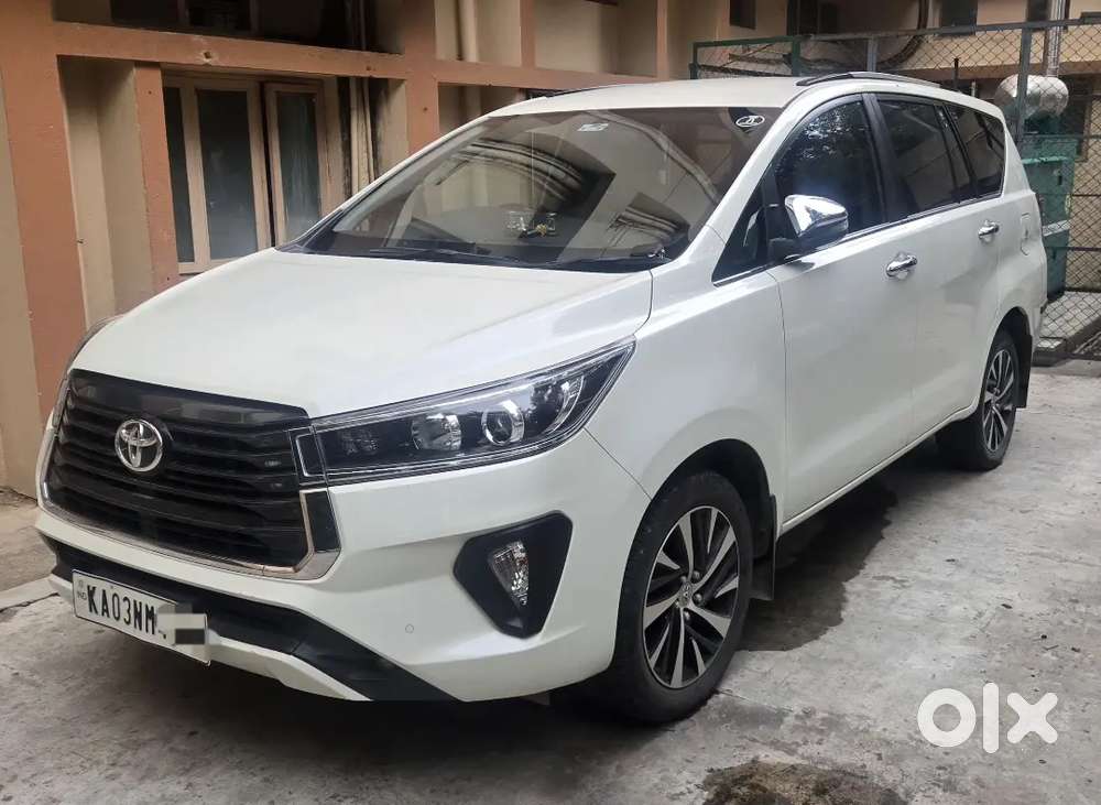 Toyota Innova Crysta Zx At 2022 Diesel