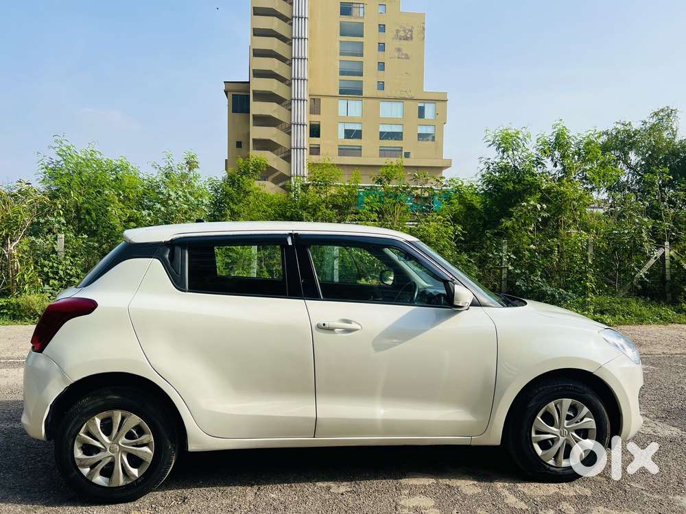Maruti Suzuki Swift 1.2 Vxi (o), 2022, Petrol
