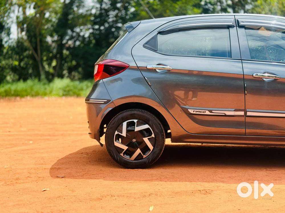Tata Tiago 1.2 Revotron Xm, 2025, Petrol