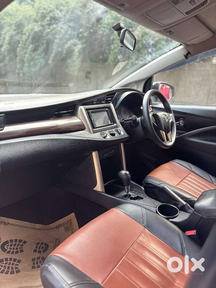 Toyota Innova Crysta 2.4 G Mt 7 Str, 2018, Diesel