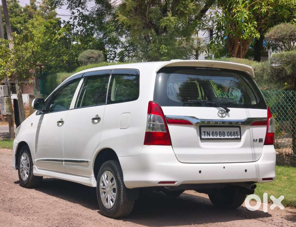 Toyota Innova 2.5 G (diesel) 7 Seater Bs Iv, 2016, Diesel