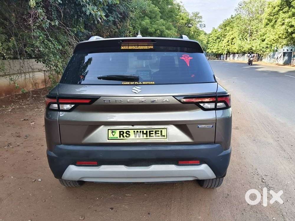 Maruti Suzuki Brezza 1.5 Zxi At Smart Hybrid, 2023, Petrol
