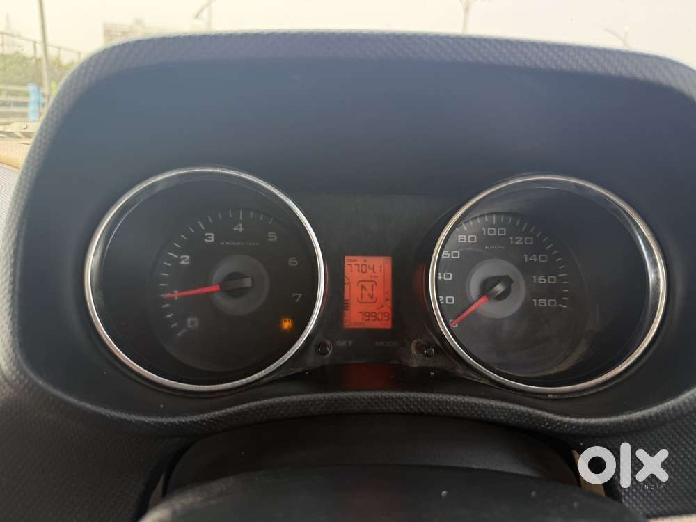 Mahindra Tuv 300 T8 Plus Amt, 2018, Diesel