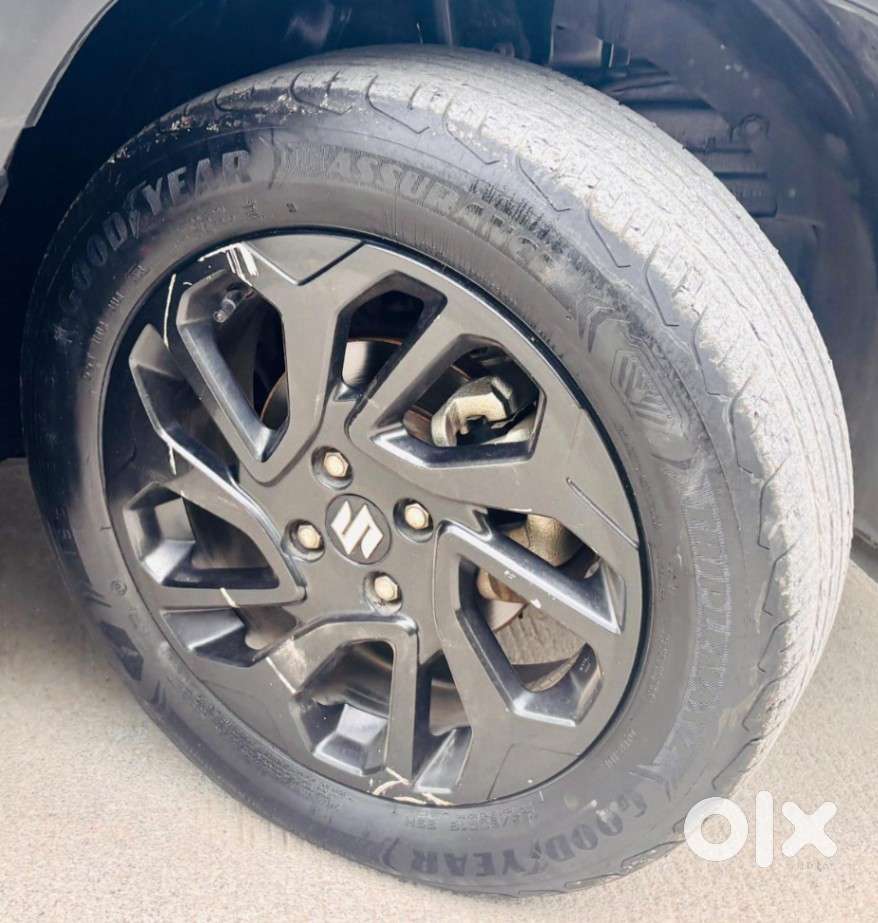 Maruti Suzuki Fronx Delta Plus 1.2l Mt, 2023, Petrol