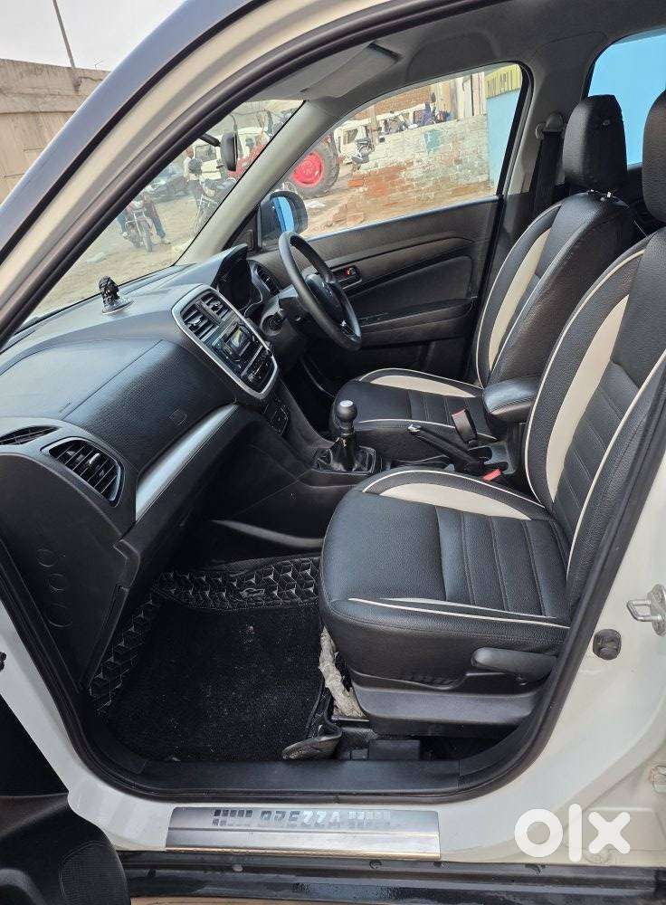 Maruti Suzuki Brezza 1.5 Vxi Cng, 2021, Petrol