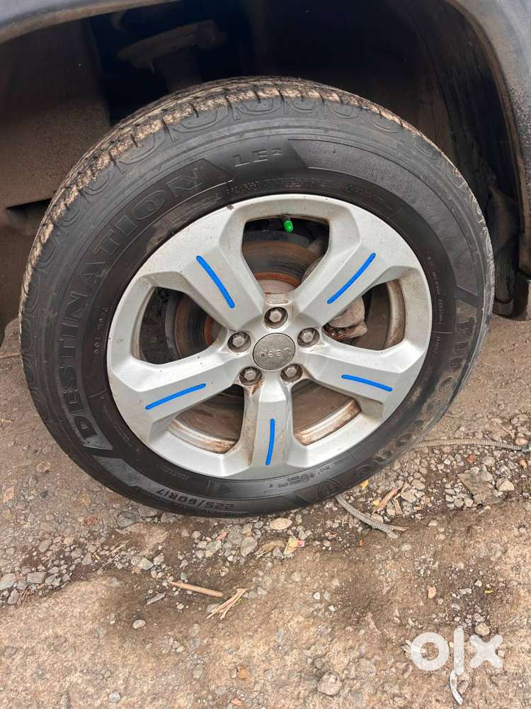 Jeep Compass Limited (o) Dct Automatic Petrol Hydro Blue Pearl Colour