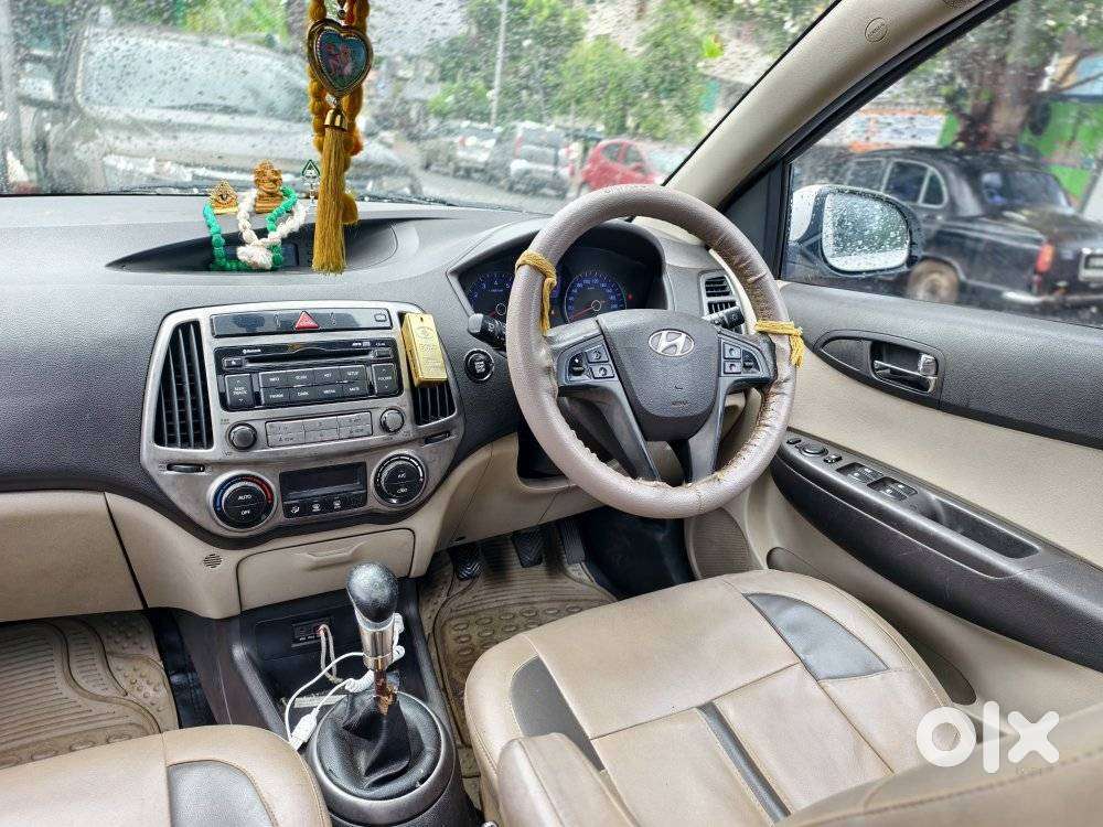 Hyundai I20 Asta 1.2 O With Sunroof, 2013, Petrol