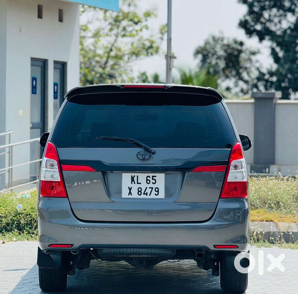 Toyota Innova 2.5 V 7 Str, 2012, Diesel