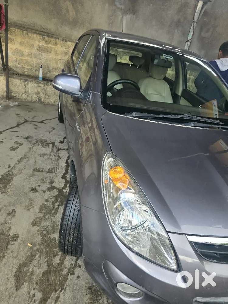Hyundai I20 2012 Petrol 75000 Km Driven