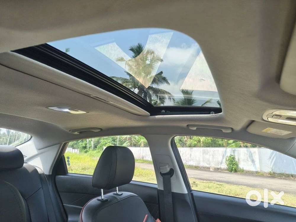 Hyundai Verna 1.5 Sx (o) Turbo Petrol Dct, 2023, Petrol