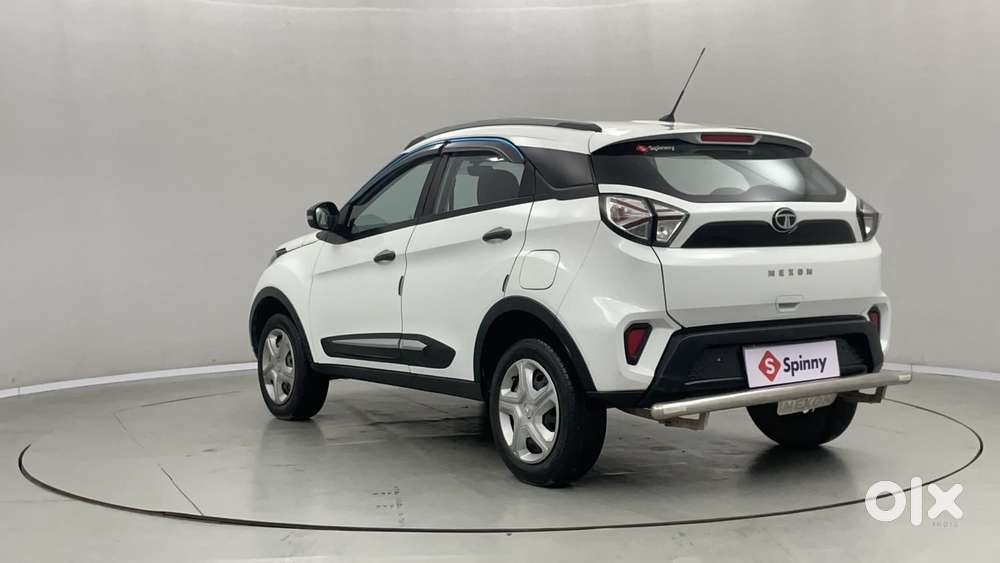 Tata Nexon 1.2 Revotron Xm, 2022, Petrol