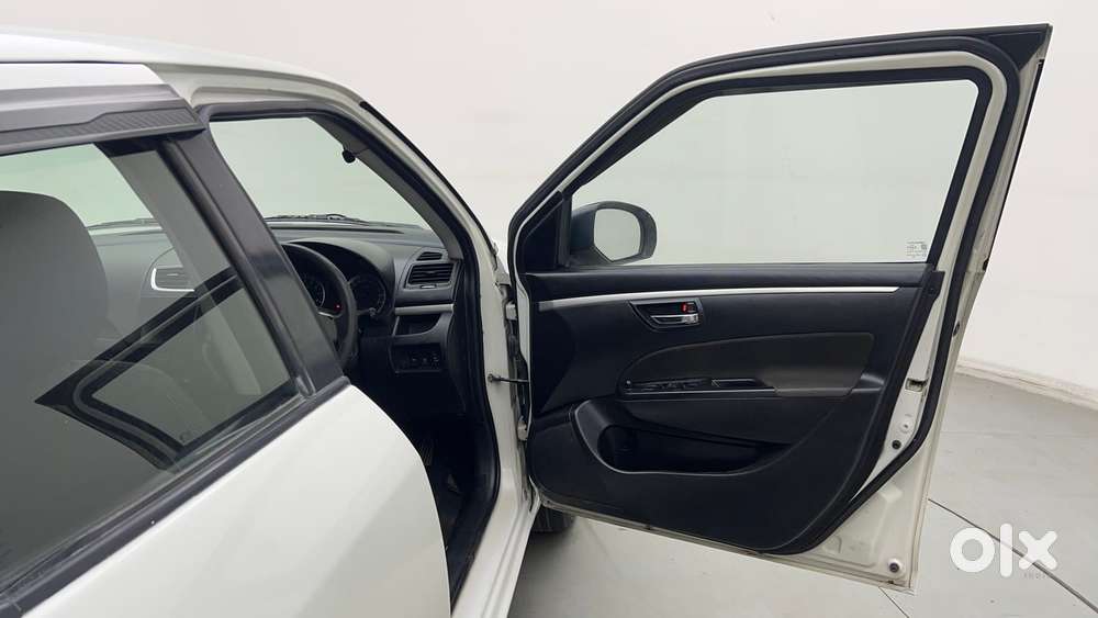 Maruti Suzuki Swift Vvt Vxi, 2015, Petrol