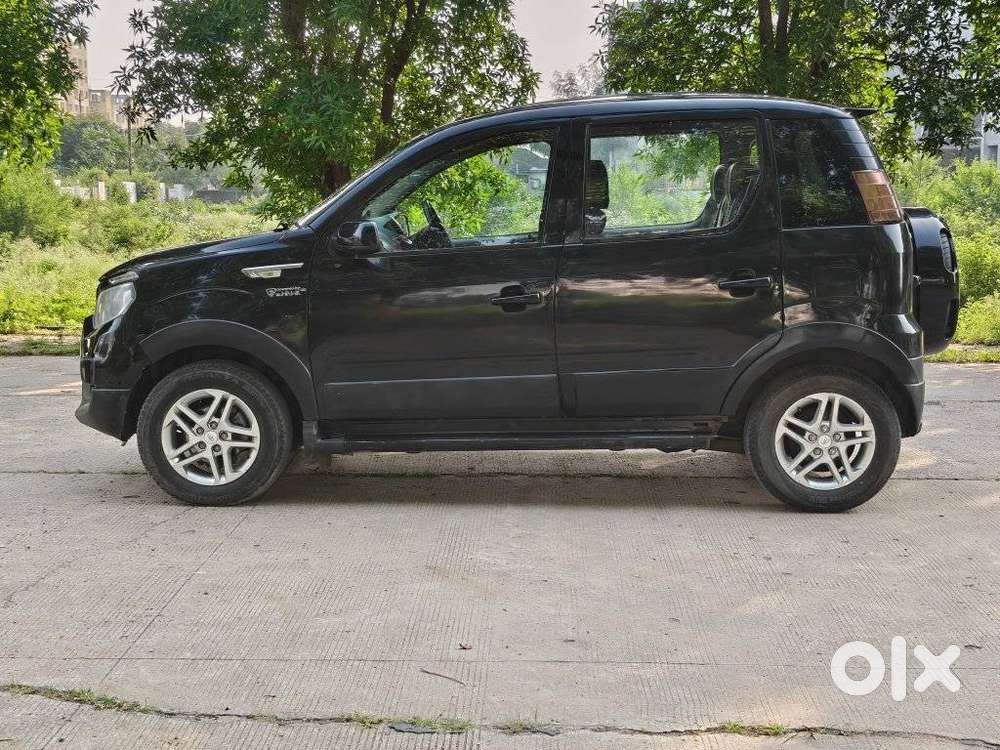 Mahindra Nuvosport N8 Amt, 2016, Diesel