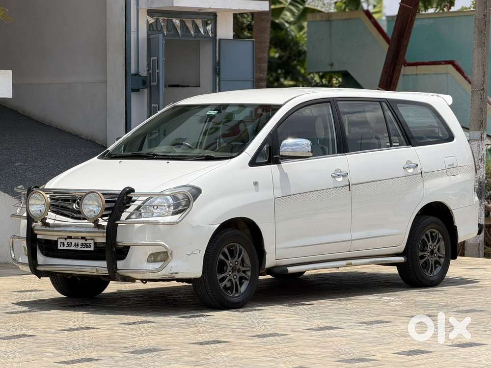 Toyota Innova 2.5 V 7 Str, 2011, Diesel