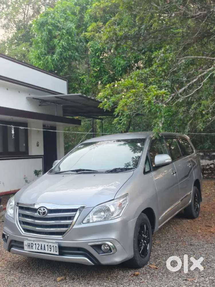 Toyota Innova 2015 Diesel Well Maintained