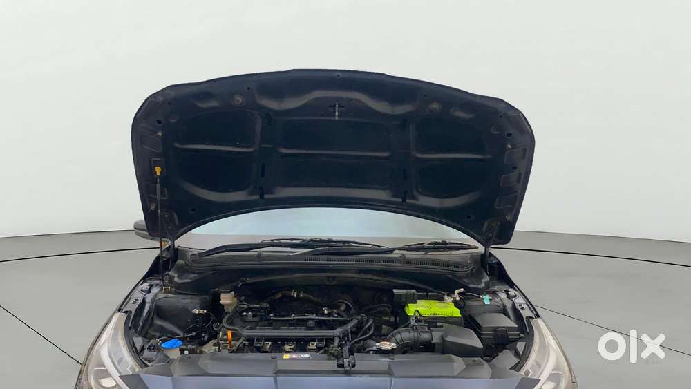 Hyundai New I20 1.2 Asta (o) Ivt, 2022, Petrol