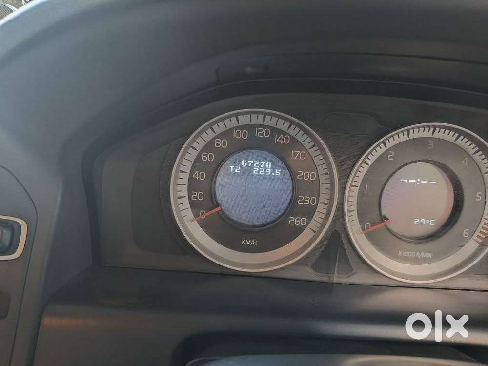 Volvo Xc60 D5 Awd Automatic, 2011, Diesel