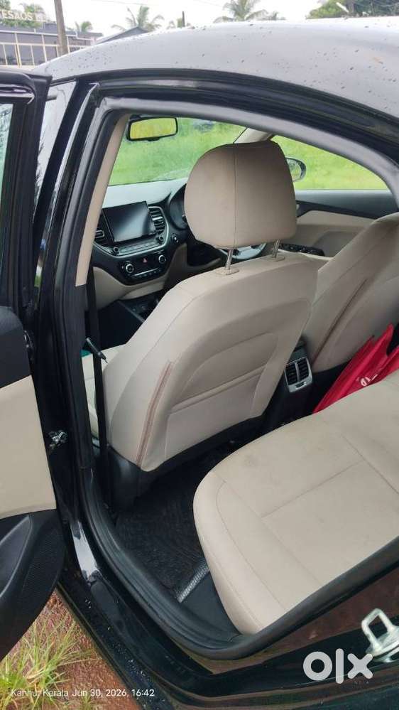 Hyundai Verna, 2022, Petrol