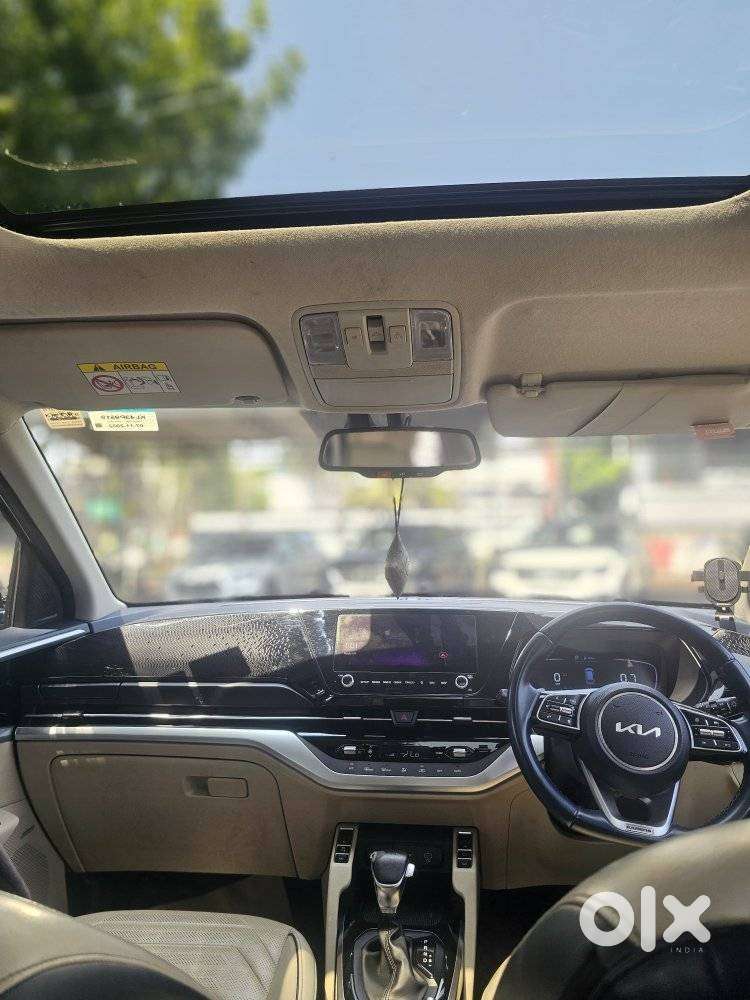 Kia Carens 1.5 Luxury Plus Diesel 6 Str, 2022, Diesel