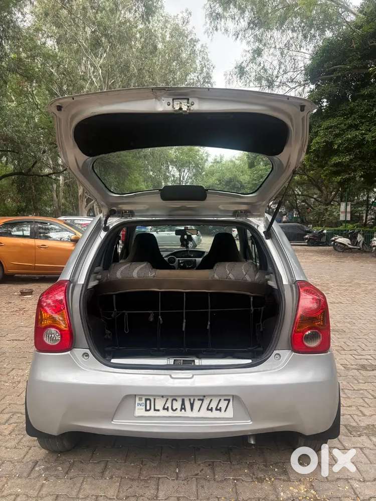 Toyota Etios Liva 2011 Petrol