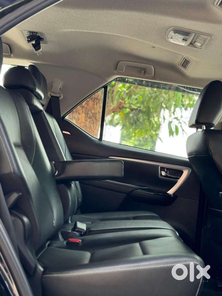 Toyota Fortuner 4x2 At 2.8 Diesel, 2023, Diesel