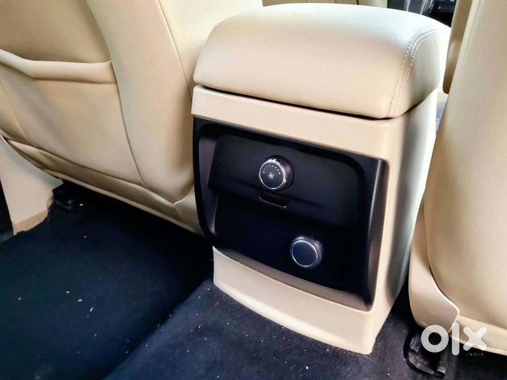 Ford Endeavour Titanium 4x2, 2020, Diesel