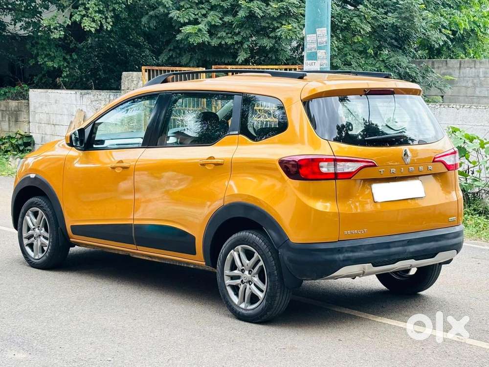 Renault Triber Rxz, 2021, Petrol