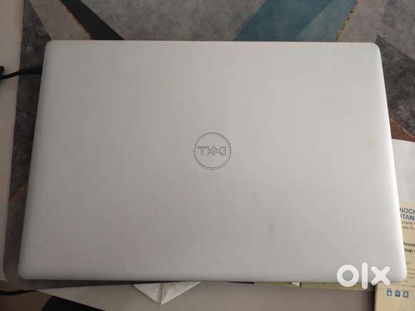 Dell Inspiron 5570