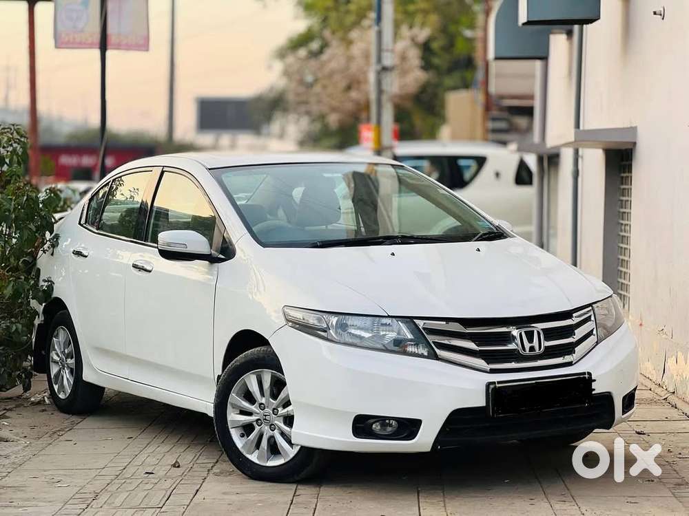 Honda City Cruies Control Show Room Condition