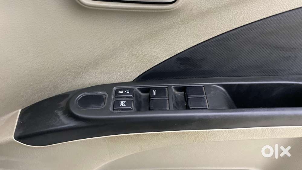 Maruti Suzuki Celerio Vxi At, 2015, Petrol