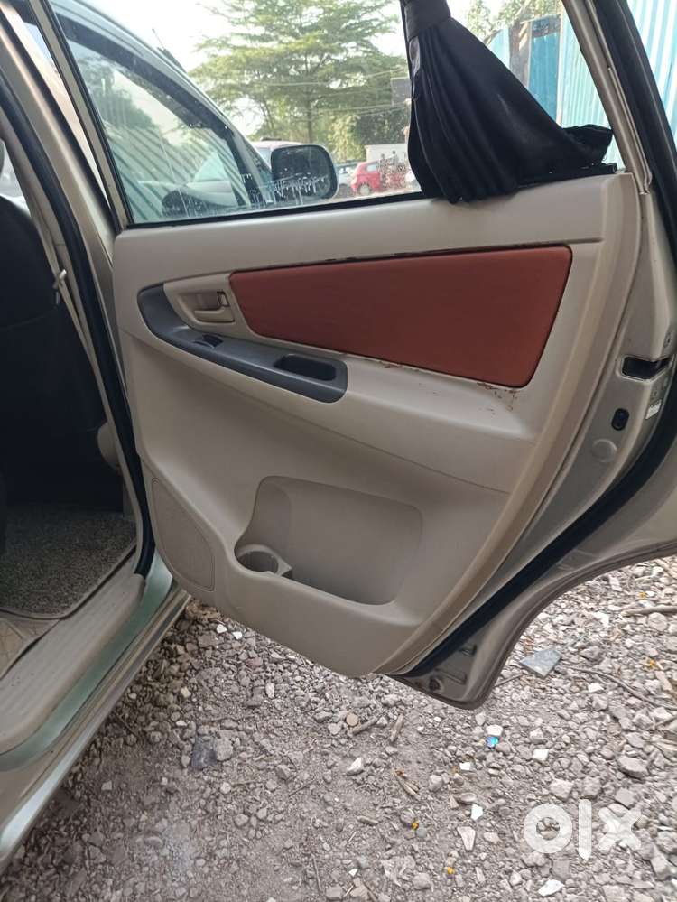 Toyota Innova 2009-2011 2.0 G4 Petrol 8-seater, 2008, Diesel