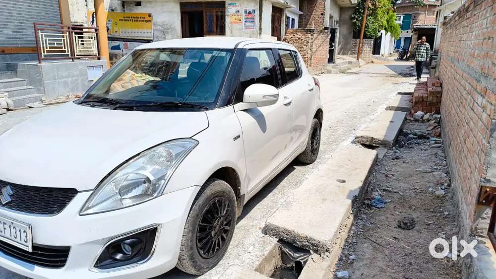 Maruti Suzuki Swift 2013 Diesel 98000 Km Driven