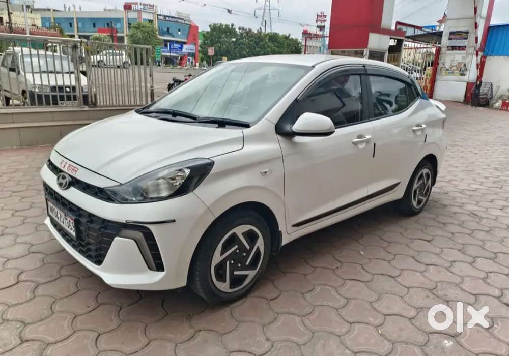 Hyundai Aura Sx Cng 2025