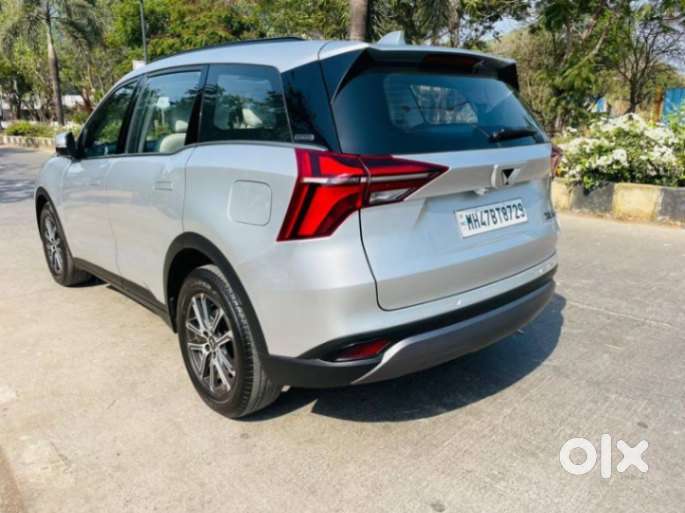 Mahindra Xuv700 2.0 Ax 7 Petrol At Str, 2024, Petrol