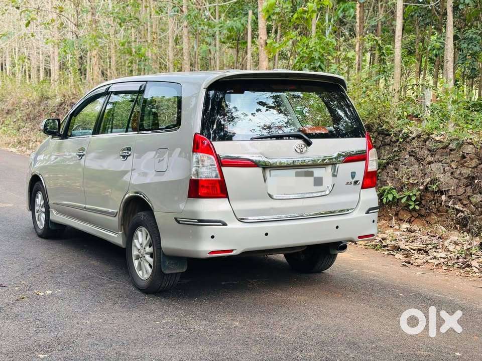 Toyota Innova 2.5 V 7 Str, 2013, Diesel