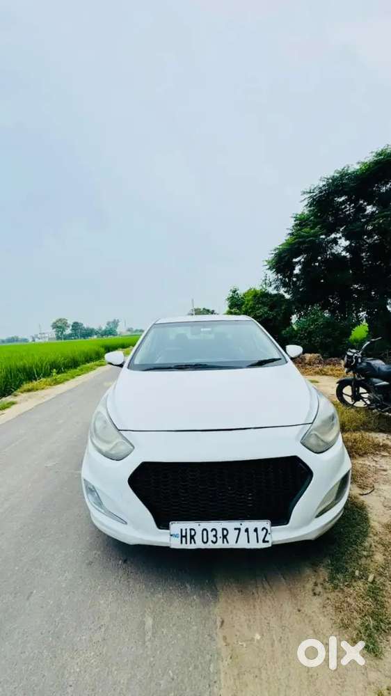 Hyundai Fluidic Verna 2014