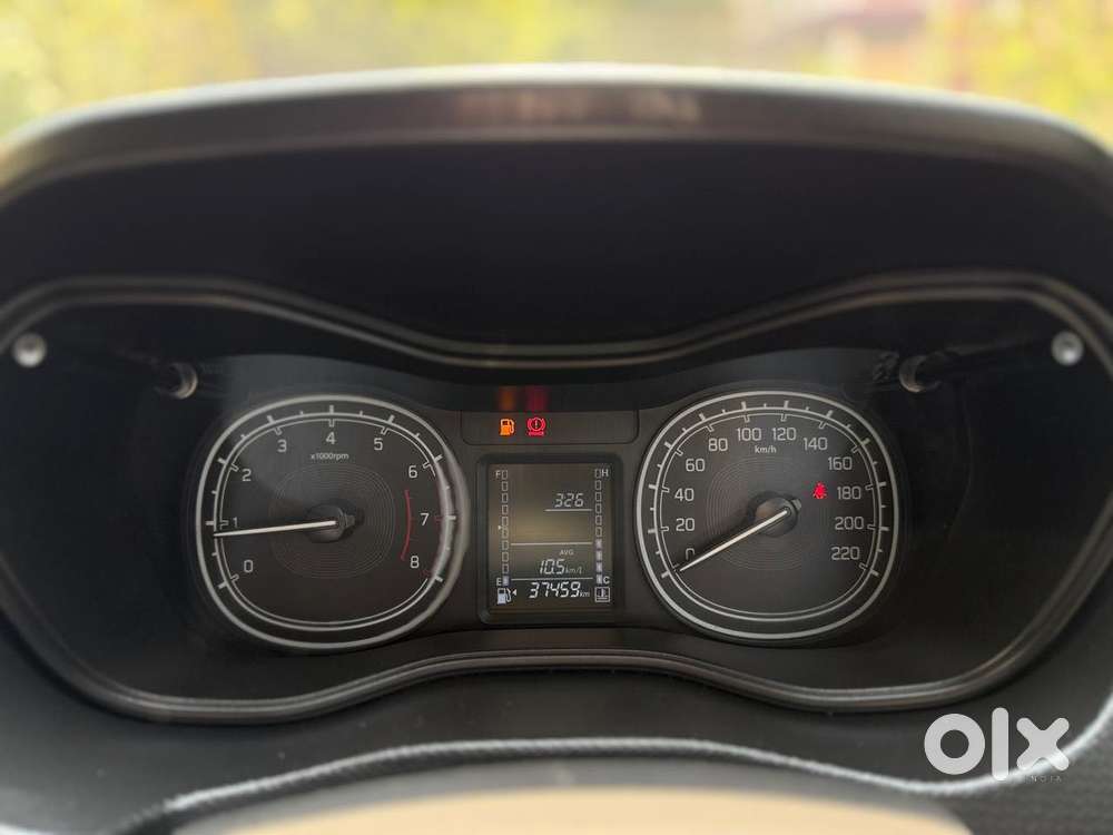 Maruti Suzuki Brezza 1.5 Vxi Smart Hybrid, 2021, Petrol