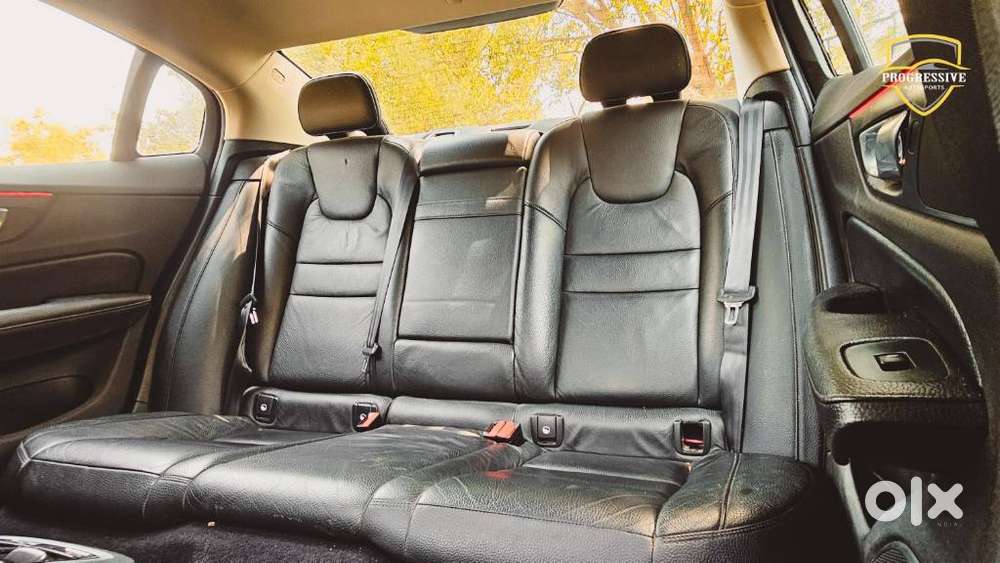 Volvo S60 T4 Inscription, 2022, Petrol